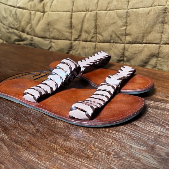 Urban Outfitters Sandals - Picture 2 of 3